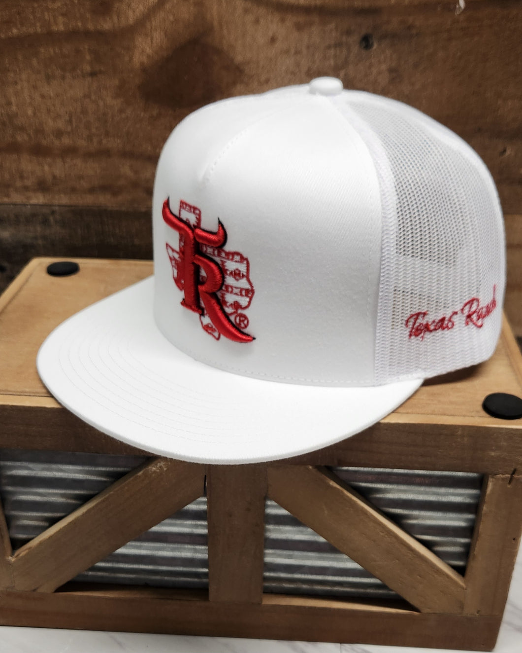 Red Aztec - White/White