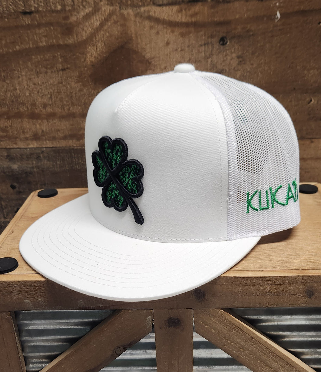 Green Lucky Clover - White/White