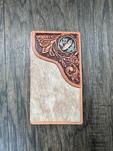 Load image into Gallery viewer, Nocona Men’s leather cowhide wallet
