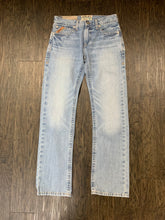 Load image into Gallery viewer, Men’s Ariat jeans M7 (31/34)