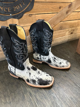 Load image into Gallery viewer, Texas ranch bulldog pinto boots