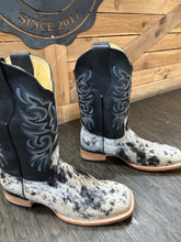 Load image into Gallery viewer, Texas ranch bulldog pinto boots