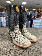 Load image into Gallery viewer, Texas ranch Bulldog pinto boots