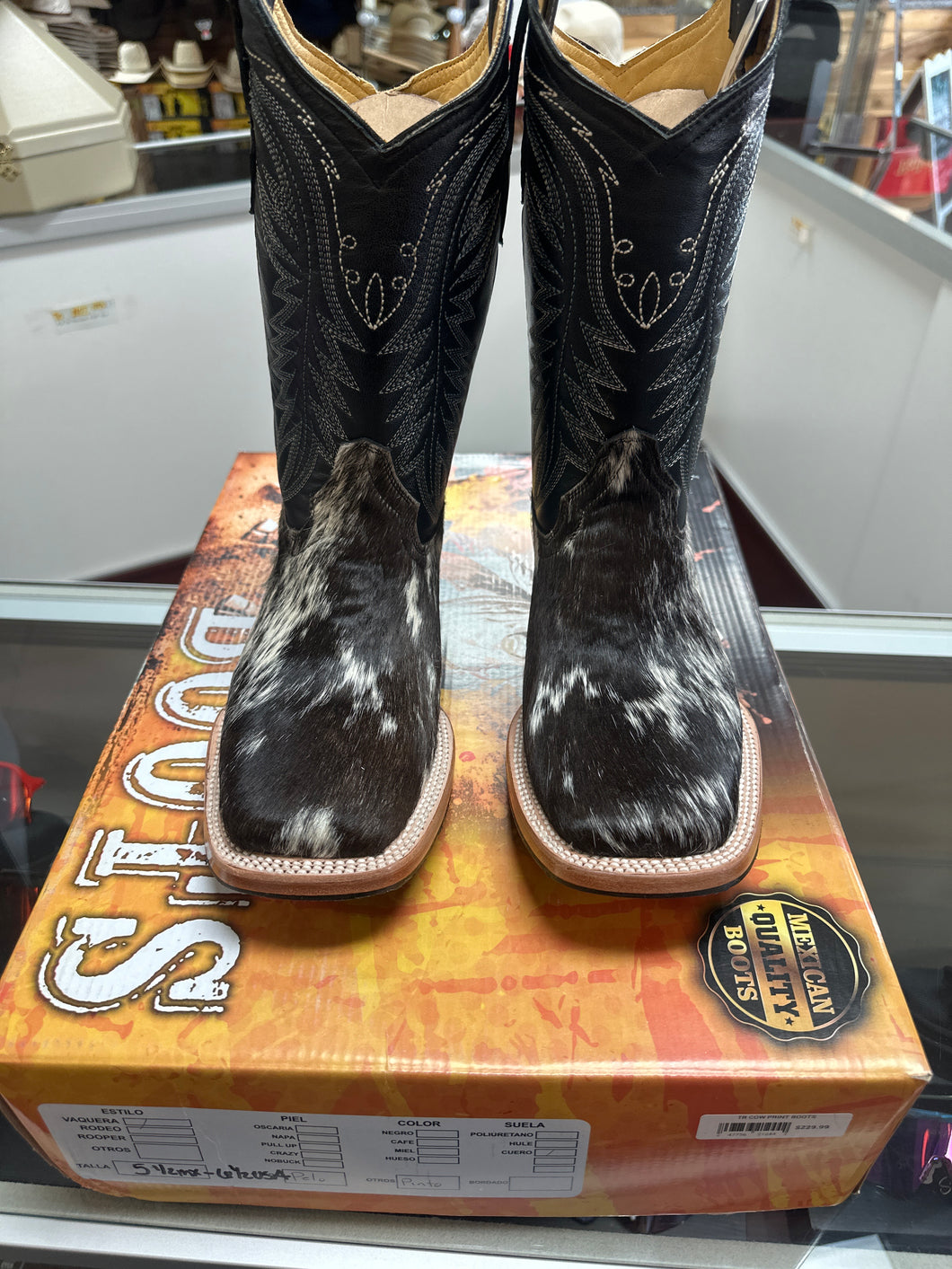 TR Men’s cow print Boots