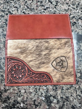 Load image into Gallery viewer, Ariat Cowhide Wallet
