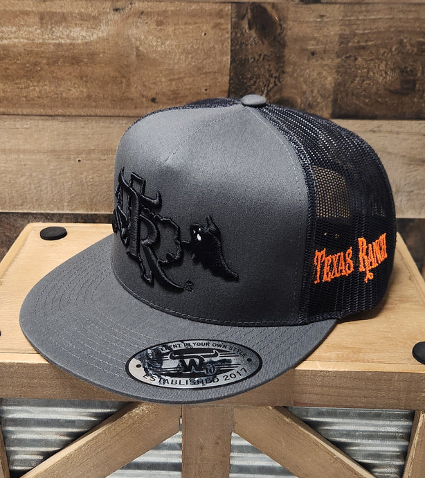 Texas Ranch Hunted House - Grey/Black