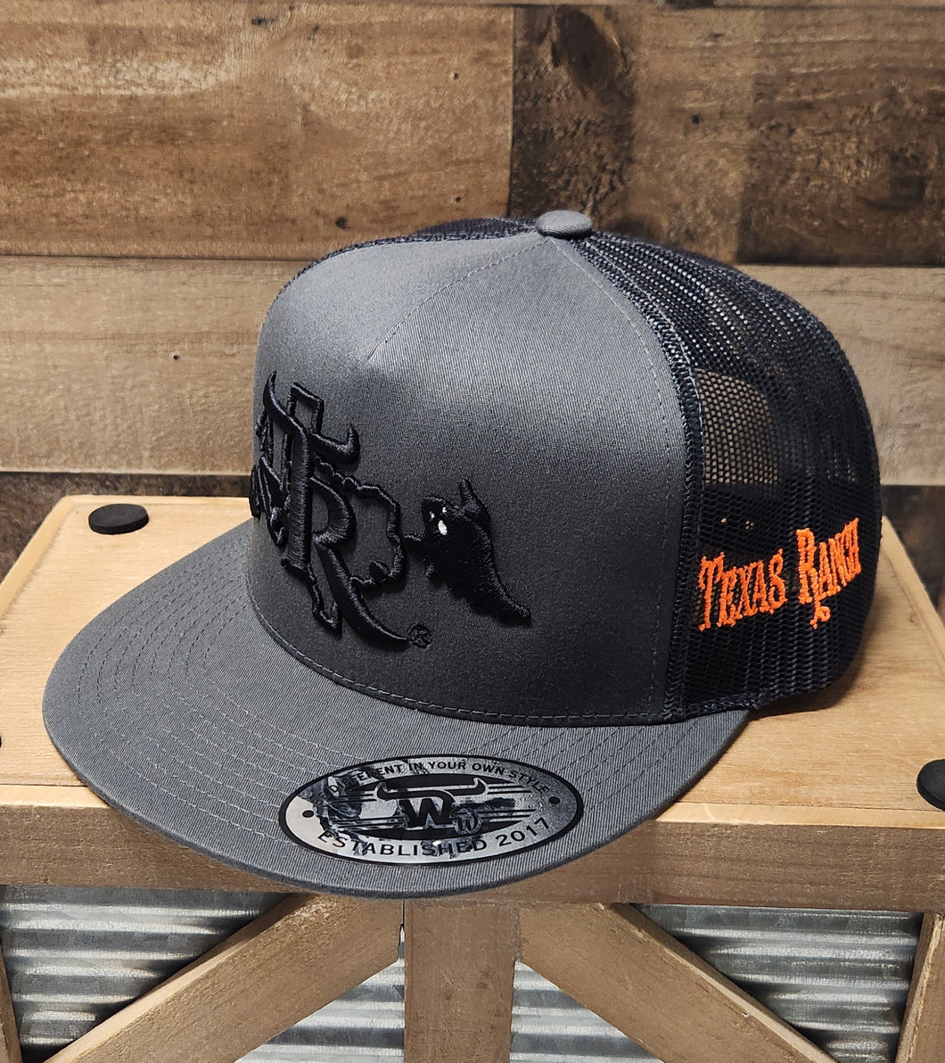 Texas Ranch Hunted House - Grey/Black