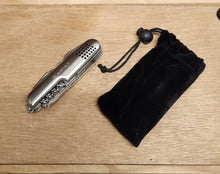 Load image into Gallery viewer, Ariat Knife - Silver