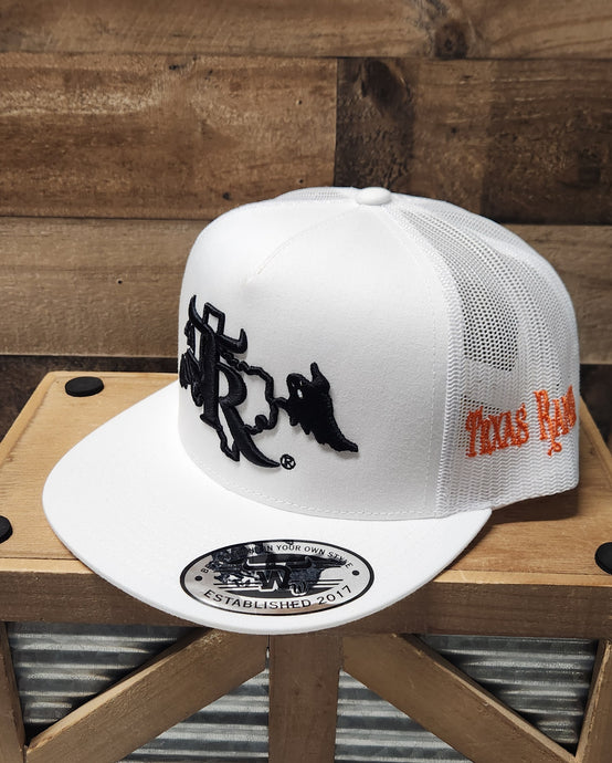 Texas Ranch Hunted House - White/White