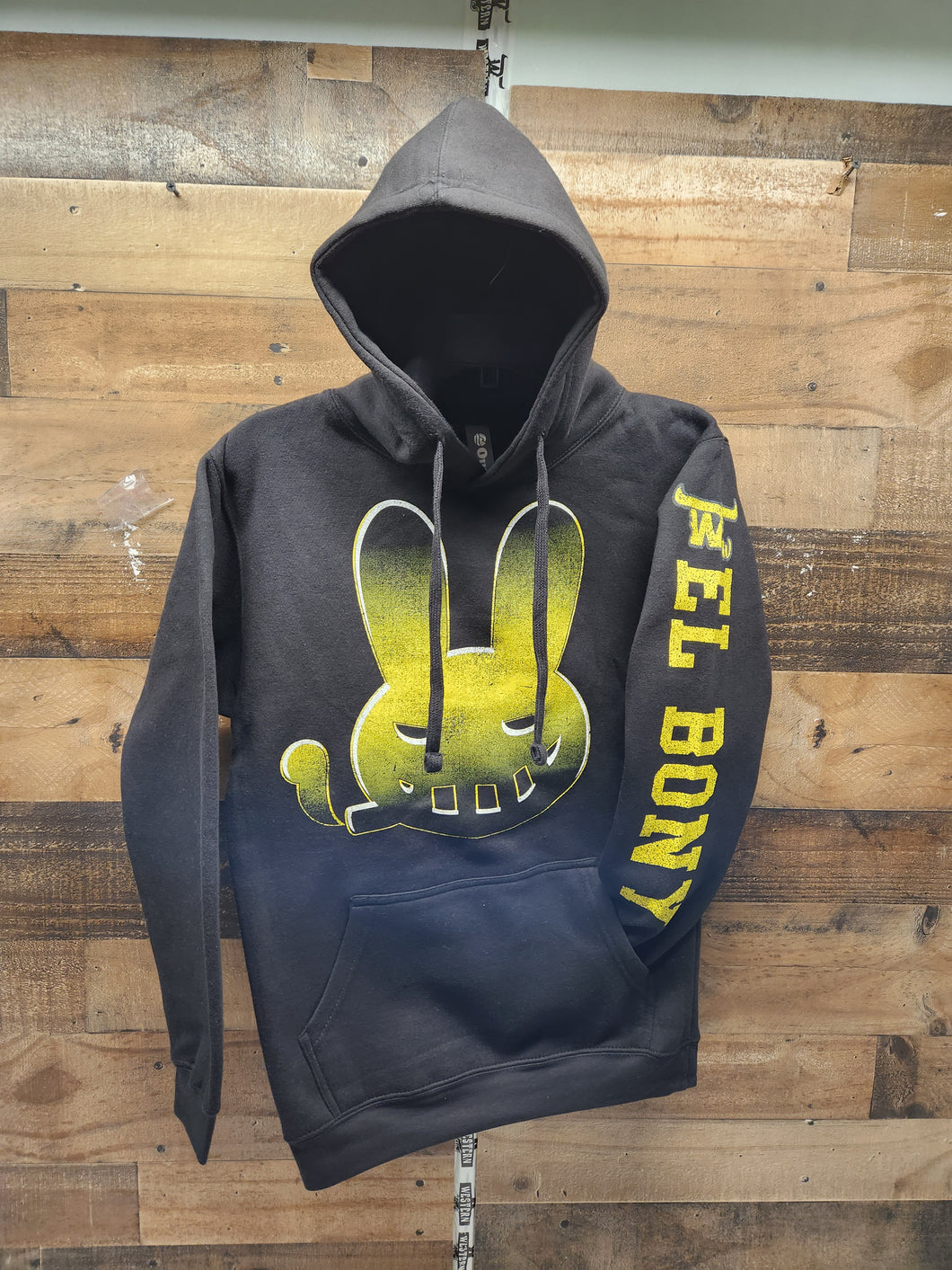 Los Jefes Unisex El Bunny Yellow Face with Brackets Hoodie - Black