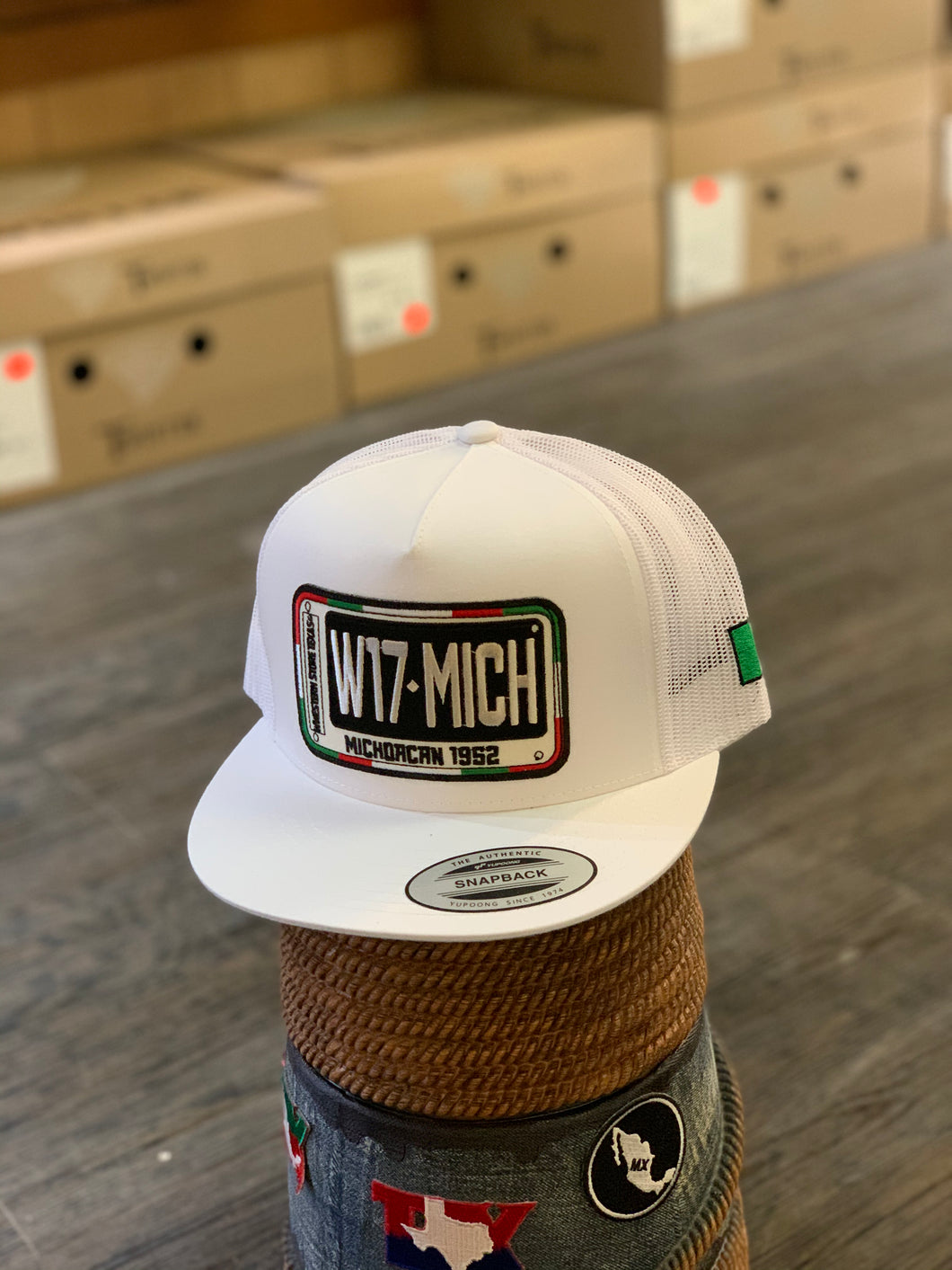 Ww W17 MICH - White/White